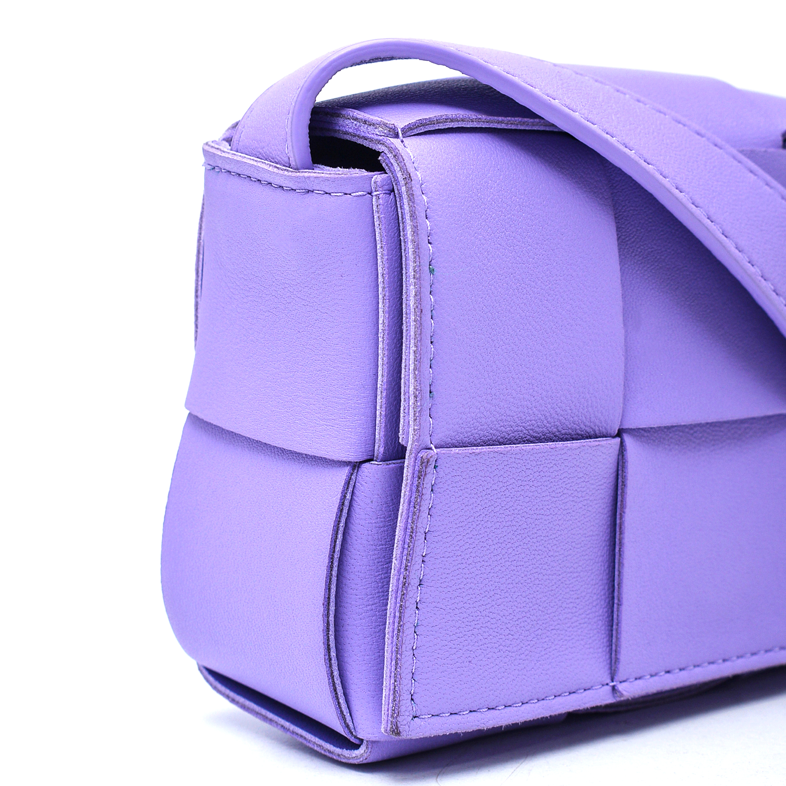 Bottega Veneta - Lilac intrecciato Leather Mini Cassette Bag